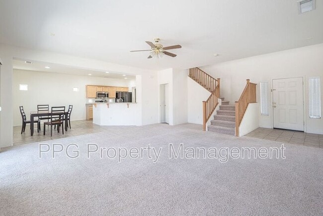 Building Photo - 13819 W Mauna Loa Ln