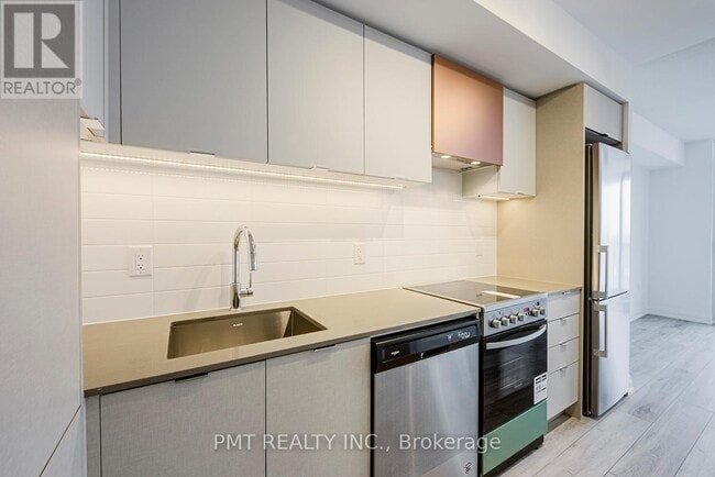 Building Photo - 30 Gibbs Rd