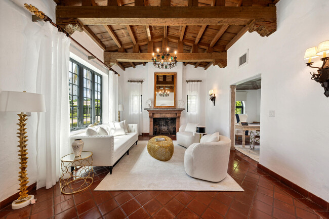 Foto del edificio - 3517 Washington Rd