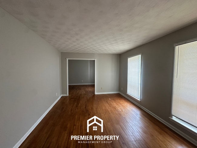 Photo - Beautiful 3BR/2BA Bartlett Area Home | All Hardwood Floors, Rustic Fireplace & Covered Patio