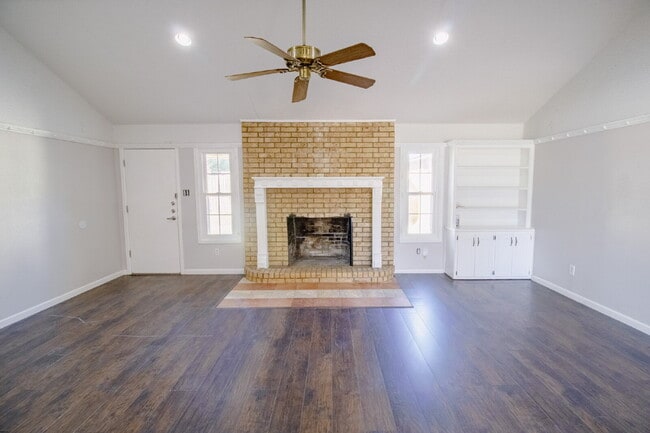 Foto del edificio - Recently updated 3/2/2 of 90th and Frankford.