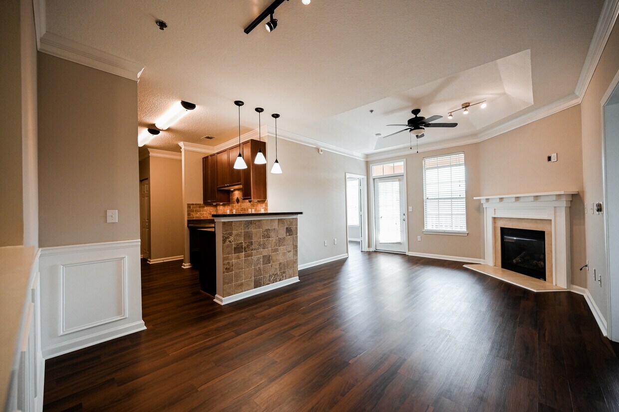 Foto principal - 3500 Sweetwater Rd