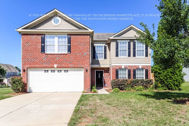 Foto del edificio - 113 Kendrick Farm Dr