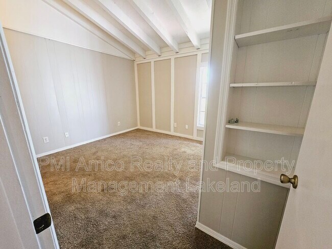 Foto del edificio - 2245 9th St SE