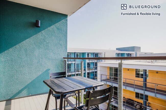 Building Photo - 13488 Maxella Ave