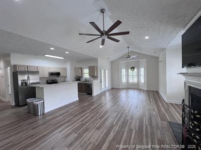 Building Photo - 812 Sage Creek Ln