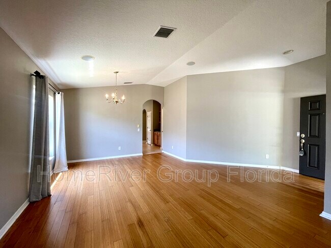 Foto del edificio - 8606 Tidal Bay Ln