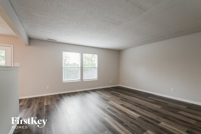 Building Photo - 8365 S Firefly Dr