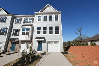 Building Photo - 3012 Arbor Ash St