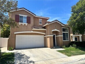 Building Photo - 42113 Acacia Way