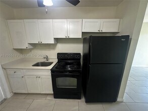 Building Photo - 26447 SW 139th Ave