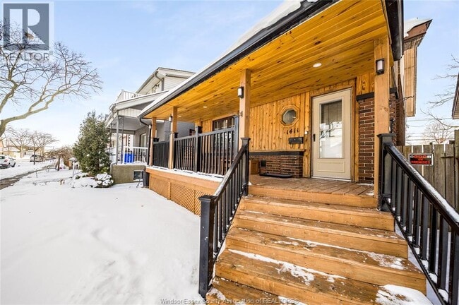 Photo du bâtiment - 1411 Windermere Rd