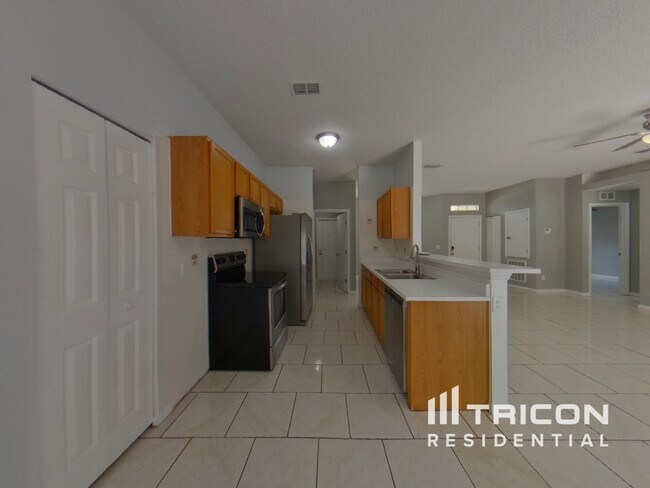 Building Photo - 3257 Parma Drive Deltona FL