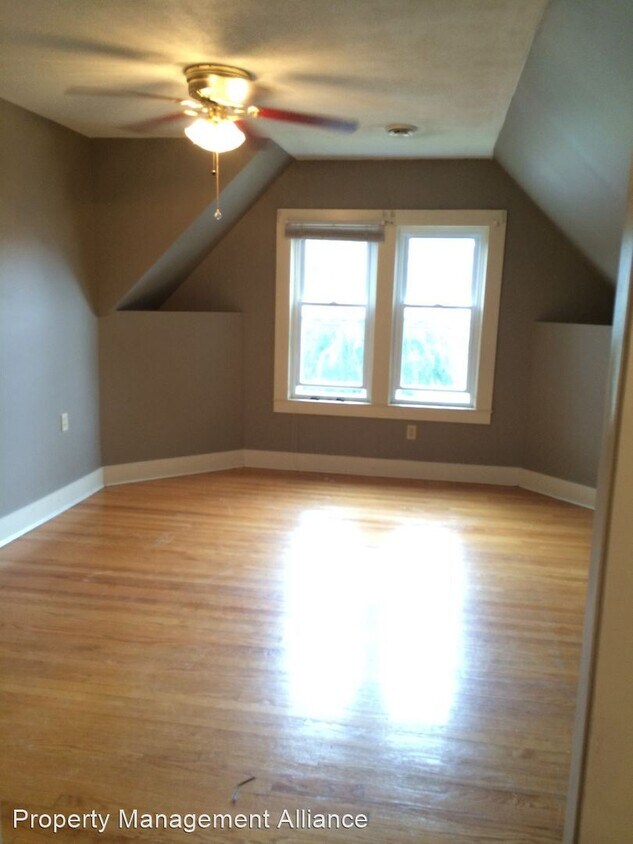 Primary Photo - 2 br, 1 bath House - 314 Woodruff Ave-314-02