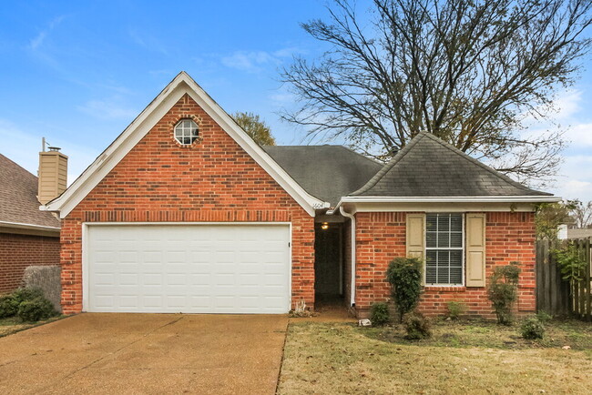 Building Photo - 1604 Marie Rd