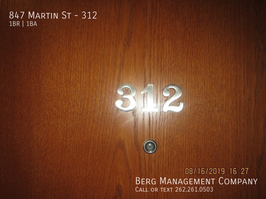 Primary Photo - 847 Martin St