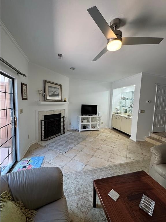 Large light filled living area. - 10027 Washington Cir