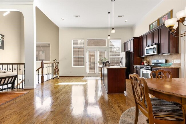 Building Photo - 4316 Eli St