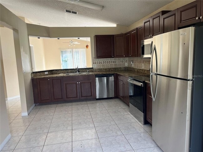 Photo - 2131 Rj Cir House