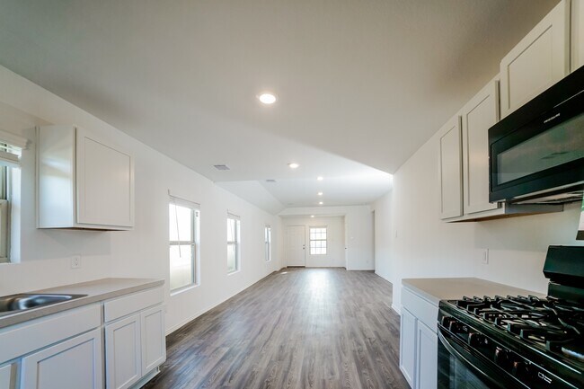 Foto del edificio - 1718 Campos Ct