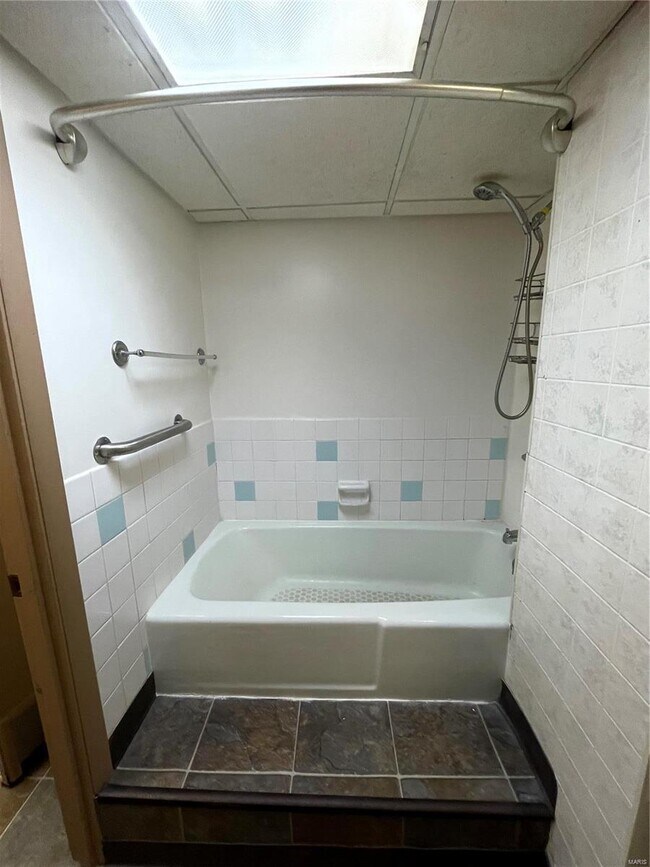 Foto del edificio - 215 N Ninth St