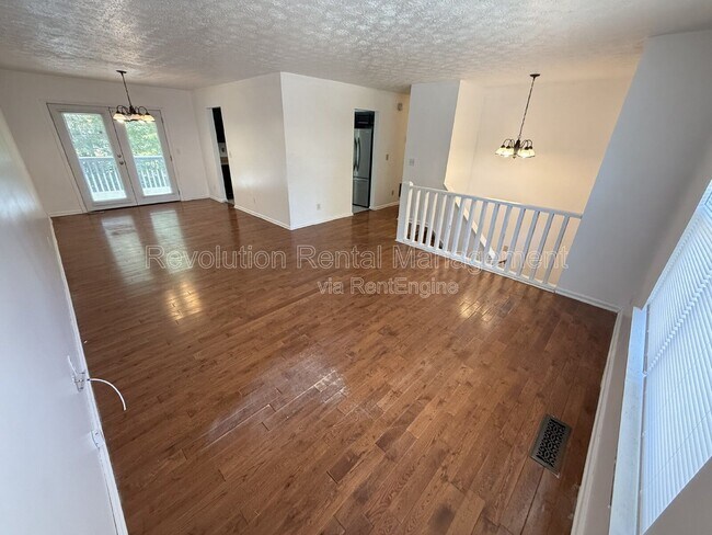 Foto del edificio - 6645 Smoke Ridge Dr