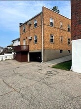 Building Photo - 4649 Mount Alverno Rd