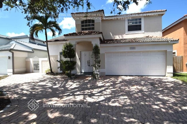 Building Photo - 8229 NW 199th Terrace