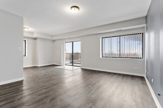 Foto del edificio - 2451 W Howard St