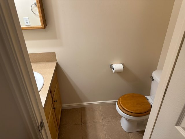 Foto del edificio - 136 Arlington Way