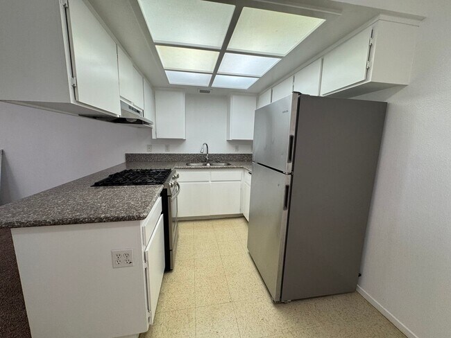Foto del edificio - 118 W Boone St