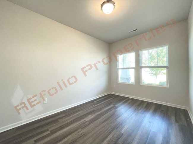 Building Photo - 7131 Stratified Ct