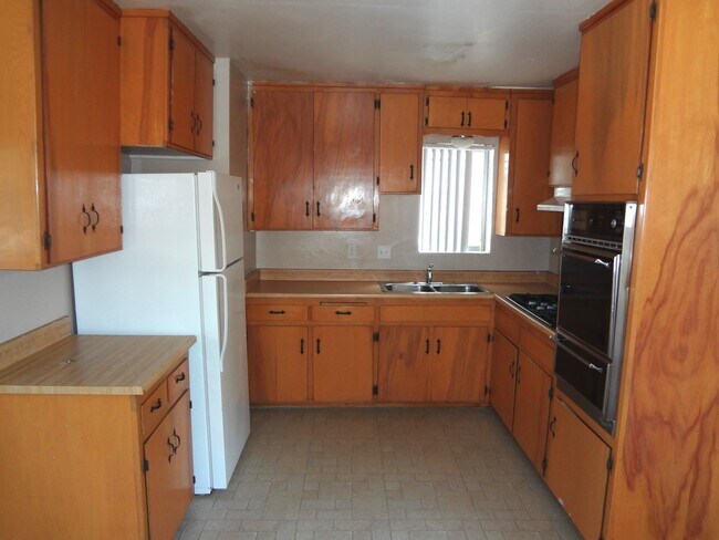 Foto del edificio - 2013 Thomas Ave