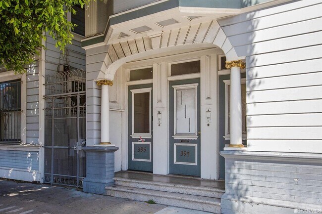 Building Photo - 395 Dolores St