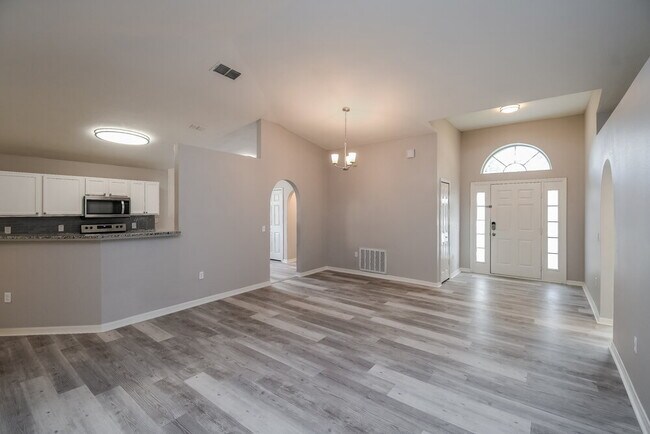 Foto del edificio - 4139 Woodley Creek Rd