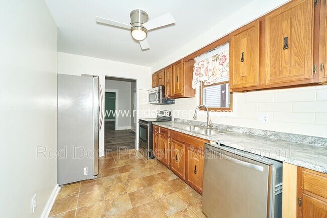 Foto del edificio - 57 E South St