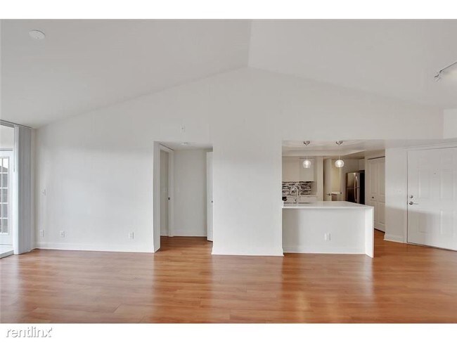 Foto del edificio - 3605 NE 207th St