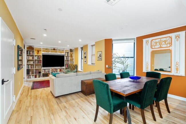 Building Photo - 3 bedroom in New York NY 10026