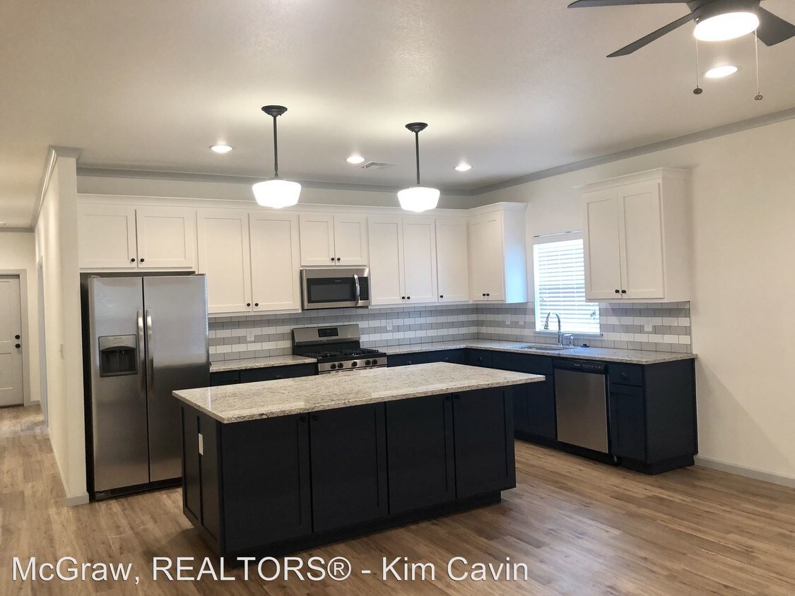Foto principal - 3515-3517 E 21st St