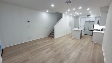 Building Photo - 16428 Whittier Blvd