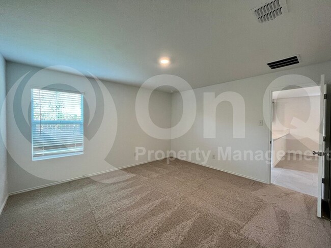 Foto del edificio - 7717 Lindheimer Ln