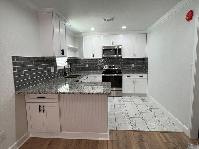 Foto del edificio - 7125 Conley St