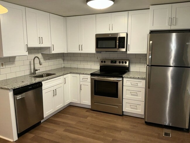 Photo - 20520 Strath Haven Drive House