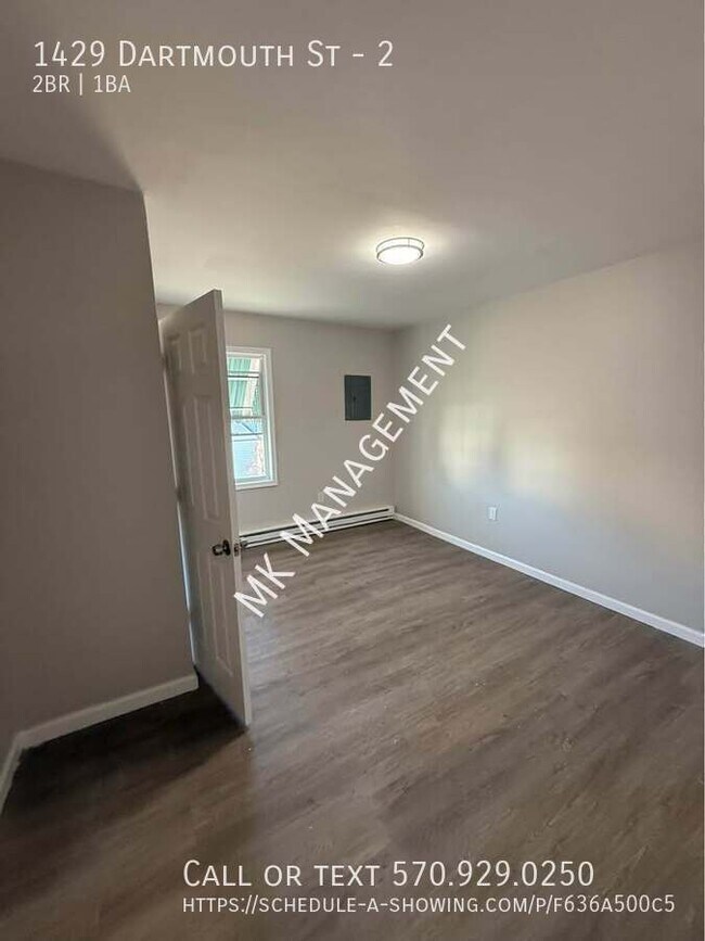 Foto del edificio - 1429 Dartmouth St
