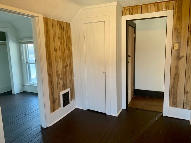 Foto del edificio - 1721 3rd St NE