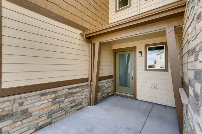Foto del edificio - Stunning Modern 2 bedroom Townhome!!!