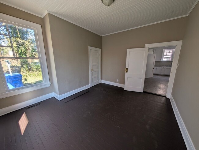 Foto del edificio - Spacious 3/4 Bedroom