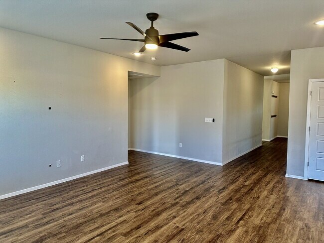 Foto del edificio - 920 Queen St