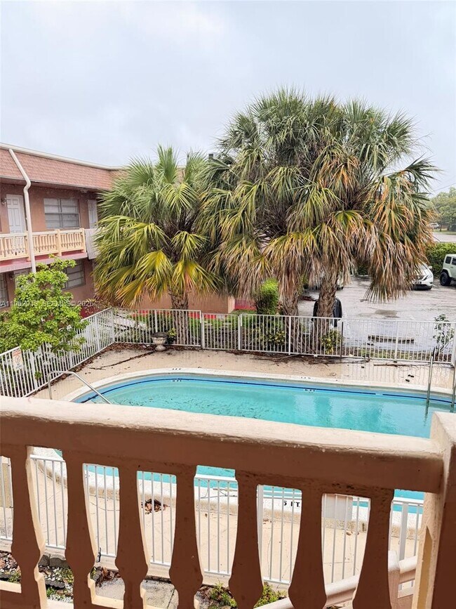 Foto del edificio - 241 SE 9th Ave