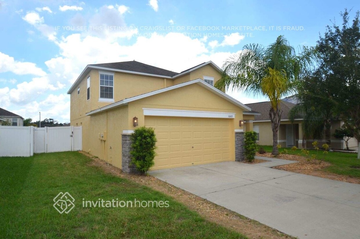 Primary Photo - 10613 Shady Preserve Dr